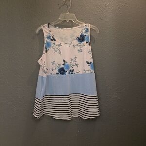 SHEIN Curve Striped Sleeveless Top